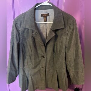 Gray Tailored Blazer with Notched Collar